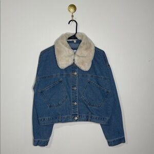 Highway Jeans Blue Jean Jacket with removable Cream Faux Fur Collar.